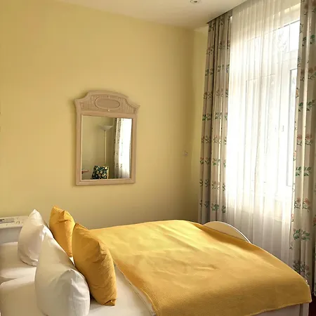 Hentzel Отель 3*