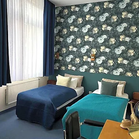 Hentzel 3* Weimar (Thuringia)