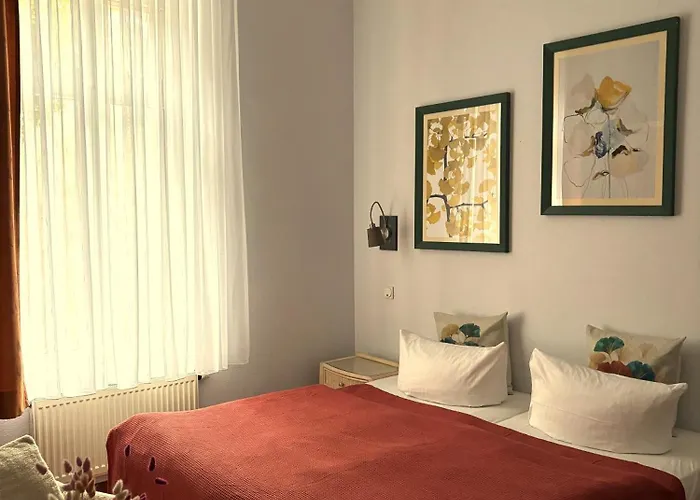 Hentzel 3* Weimar (Thuringia)